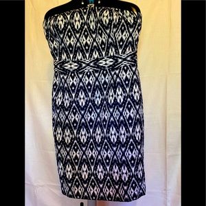 Strapless dress by Banana Republic